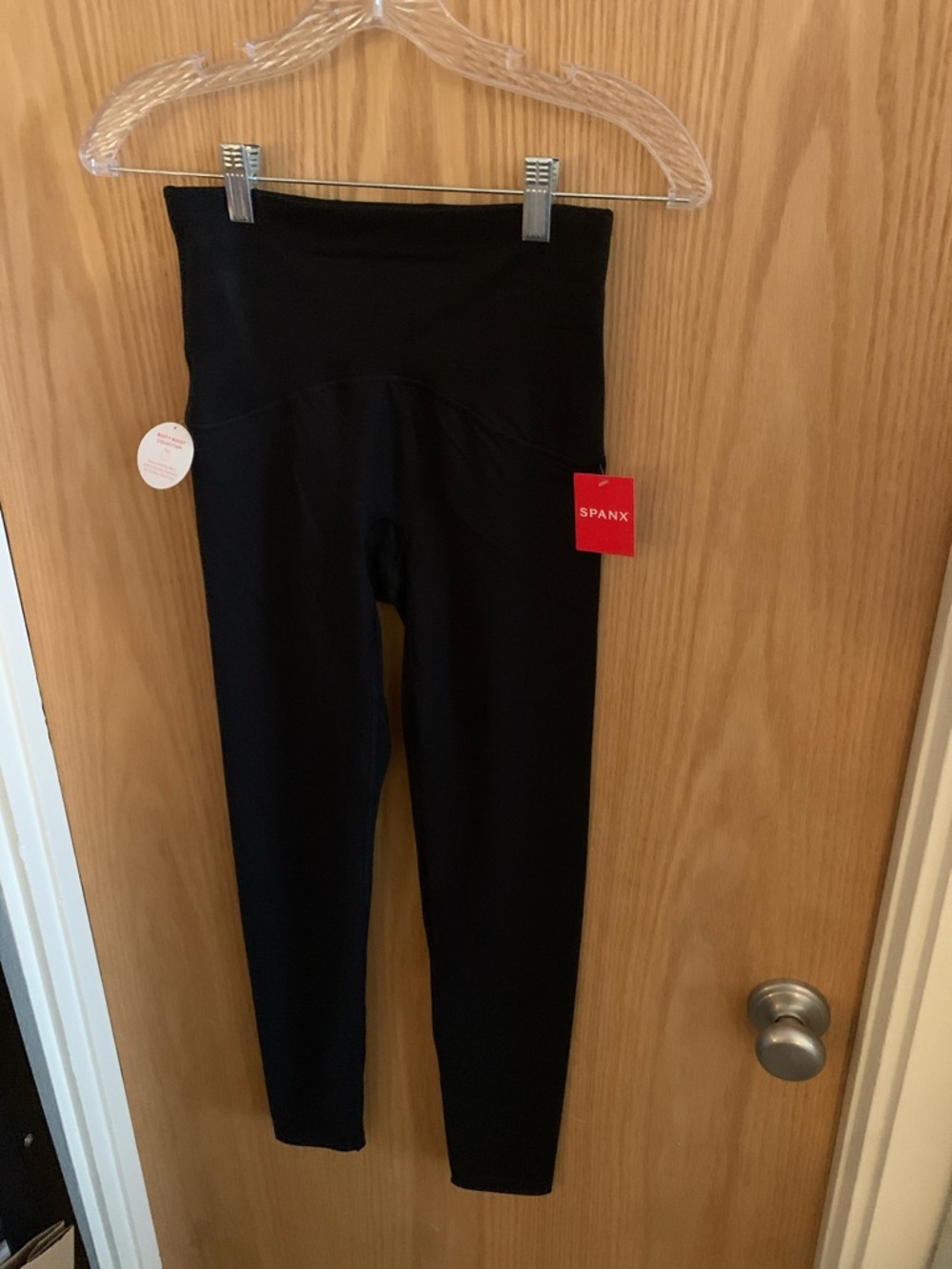 SPANX NWT Booty Boost Leggings in S/P black